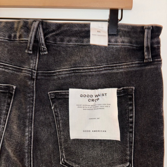 ✨NWT Good American Good Waist Crop Distress Knee - Picture 6 of 11